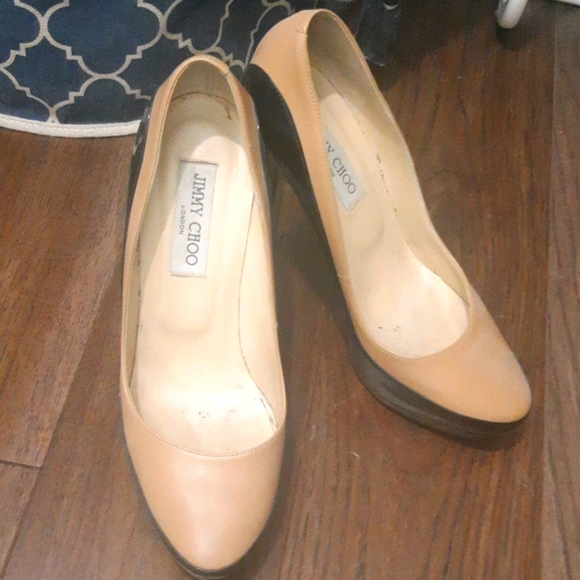 Shose - Picture 1 of 2